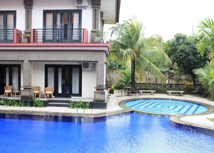 ホテル Taman Tirta Ayu トゥバン