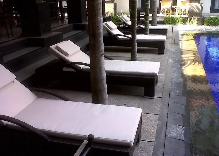 ホテル Taman Tirta Ayu トゥバン
